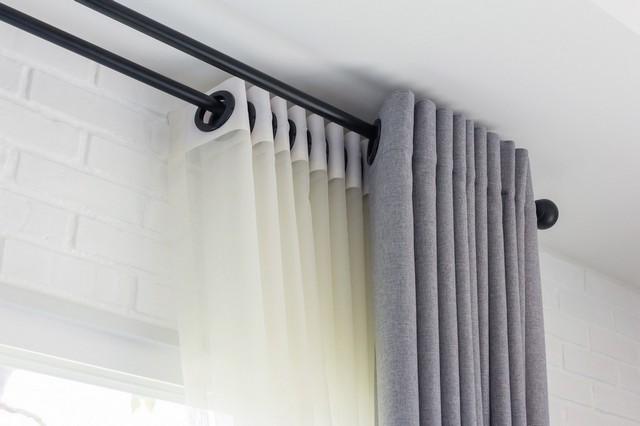 Curtain Fitters Woolwich, SE18